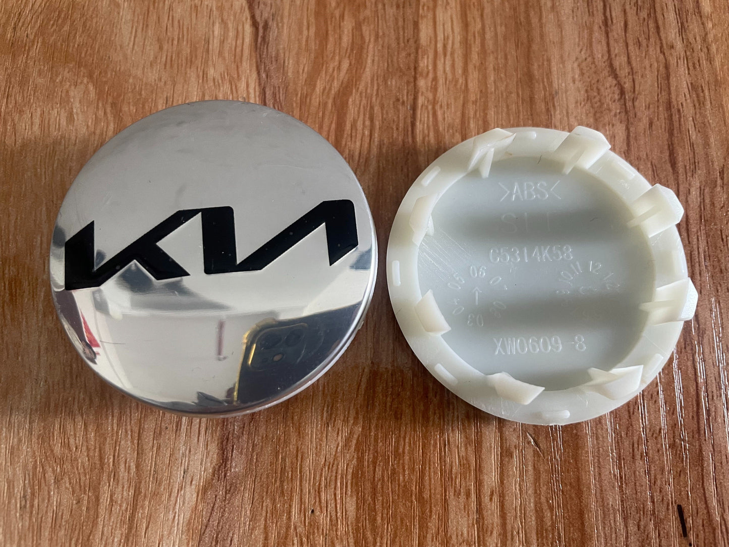 4x 58mm Nabendeckel für Kia